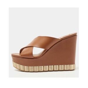 New! SALVATORE FERRAGAMO Nicosia Scalloped Leather Wedge Sandals in Brown